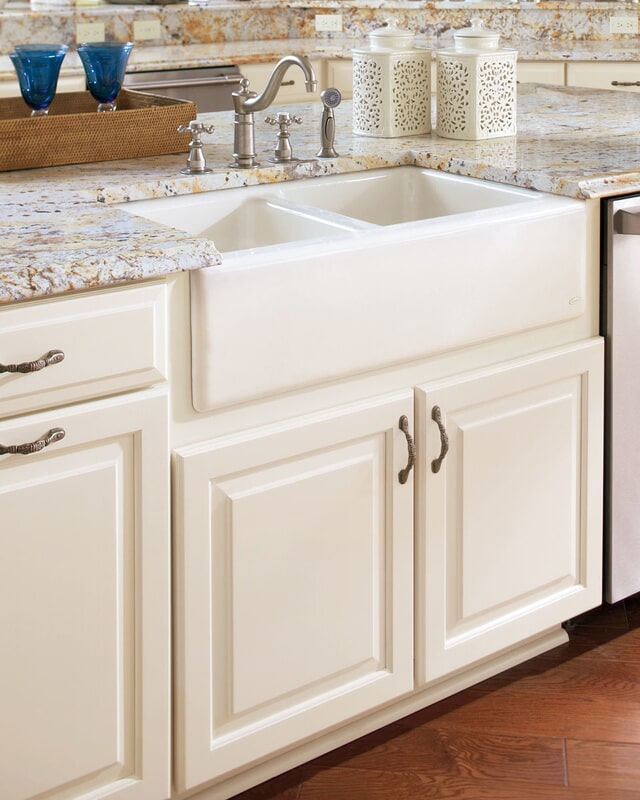 Light tone cabinets in Ocala, FL from Cabinet Factory Outlet